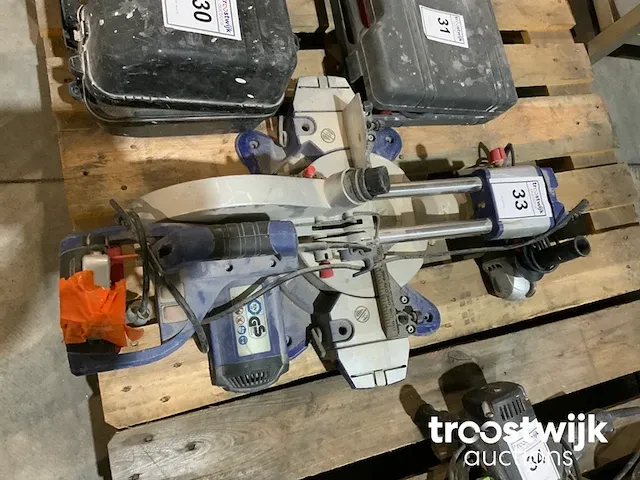 Afkortzaagmachine - afbeelding 1 van  6