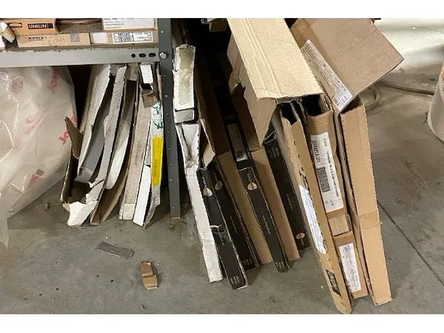 Afplakranden, ong 35 stuks + rest - afbeelding 6 van  6