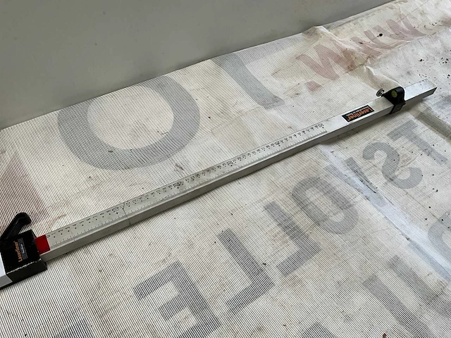 Afreilat met verstelbare hoogte-indicatoren - afbeelding 2 van  3