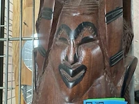 Afrikaans masker sculptuur - afbeelding 4 van  4