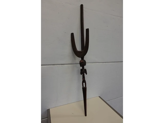 Afrikaanse houten scepter - afbeelding 1 van  4