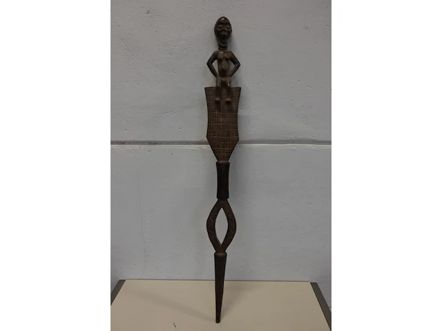Afrikaanse houten scepter - afbeelding 1 van  4