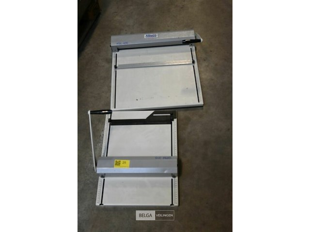 Afscheurstrook drukker en papiersnijmachine - afbeelding 3 van  3