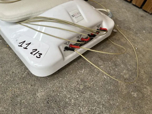 Afslankapparaat cesare quaranta met gezichtsbehandelings apparaat / face pillow - afbeelding 3 van  11