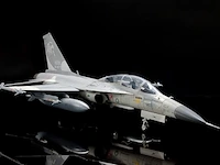 Afv-club ching-kuo twin seat fighter - afbeelding 2 van  3