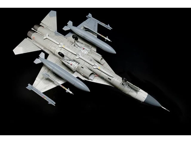 Afv-club ching-kuo twin seat fighter - afbeelding 3 van  3