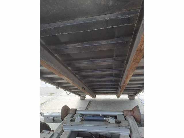 Afvalcontainer haakarm - afbeelding 2 van  18