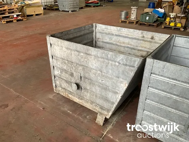 Afvalcontainer - afbeelding 3 van  4