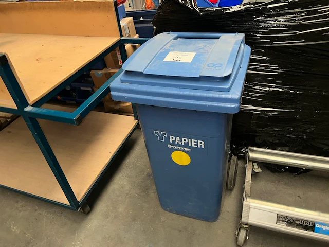 Afvalcontainer - afbeelding 1 van  4