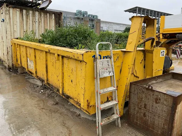 Afvalcontainer - afbeelding 2 van  4