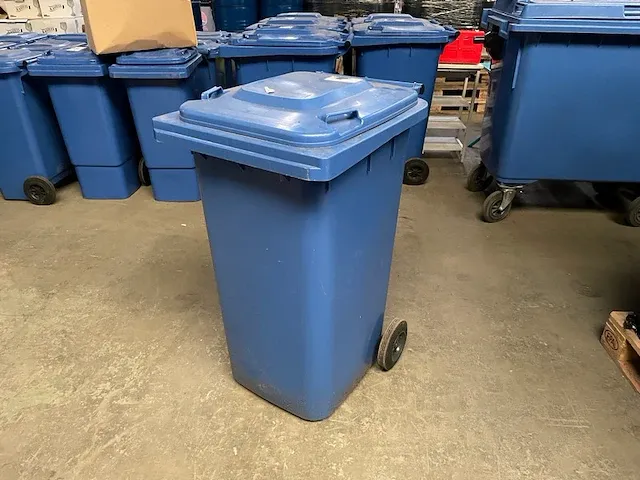 Afvalcontainers - afbeelding 1 van  5