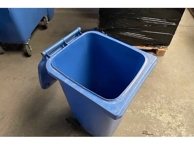 Afvalcontainers - afbeelding 5 van  5