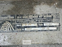 Afwerkspaan beton - afbeelding 4 van  4