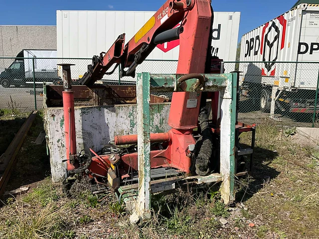 Afzet afvalcontainer met palfinger pk9001 laadkraan - afbeelding 2 van  26