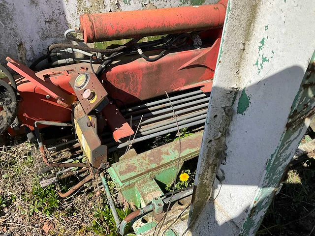 Afzet afvalcontainer met palfinger pk9001 laadkraan - afbeelding 6 van  26