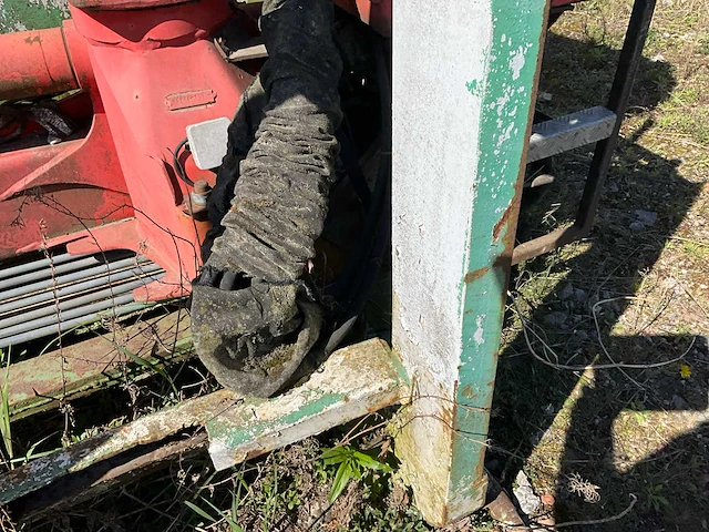 Afzet afvalcontainer met palfinger pk9001 laadkraan - afbeelding 24 van  26