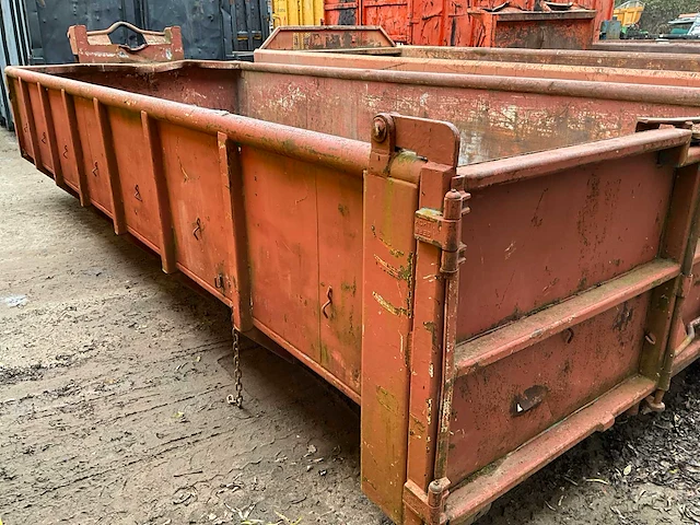 Afzet afvalcontainer - afbeelding 11 van  12