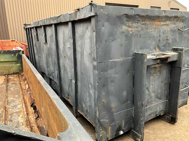 Afzet afvalcontainer - afbeelding 7 van  12