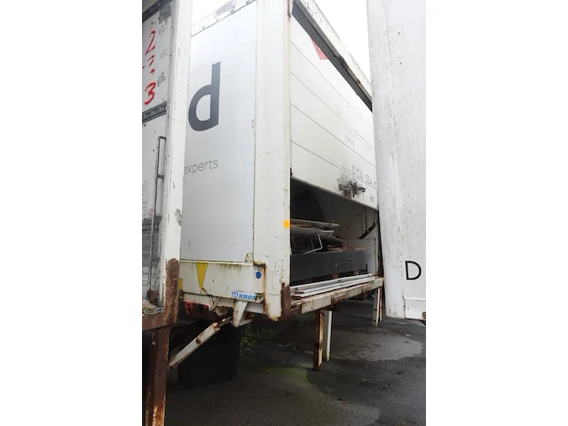 Afzetcontainer krone + inhoud - afbeelding 1 van  7