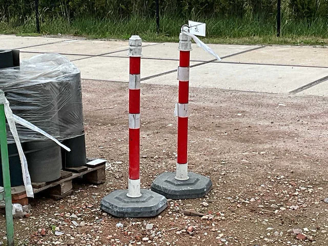 Afzetpaaltjes (2x) - afbeelding 1 van  1