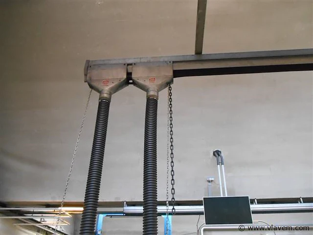 Afzuig installatie - afbeelding 4 van  4
