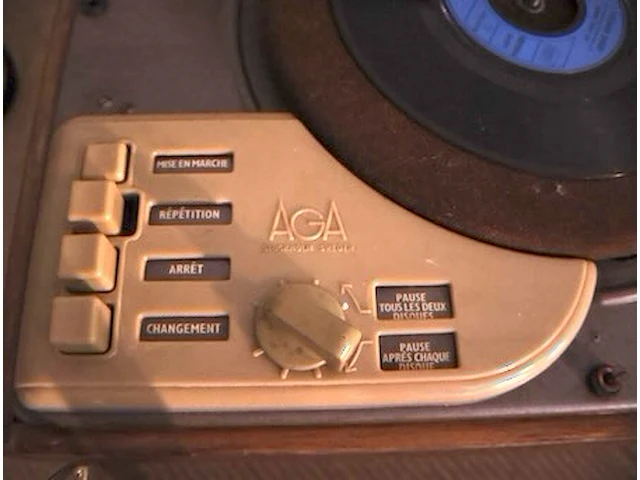 Aga platenspeler - afbeelding 4 van  5