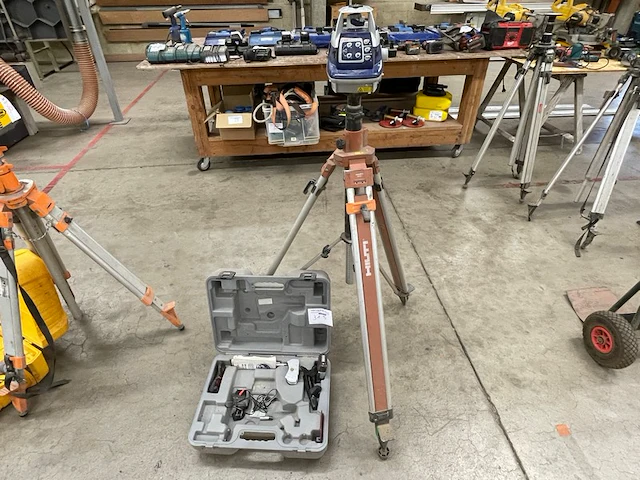 Agatec laser + statief - afbeelding 1 van  5