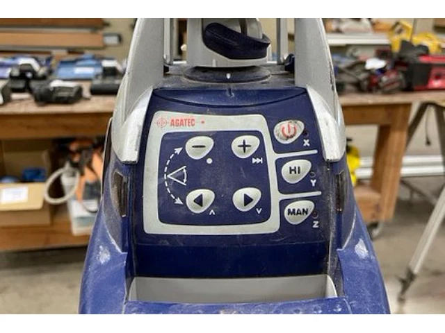 Agatec laser + statief - afbeelding 2 van  5