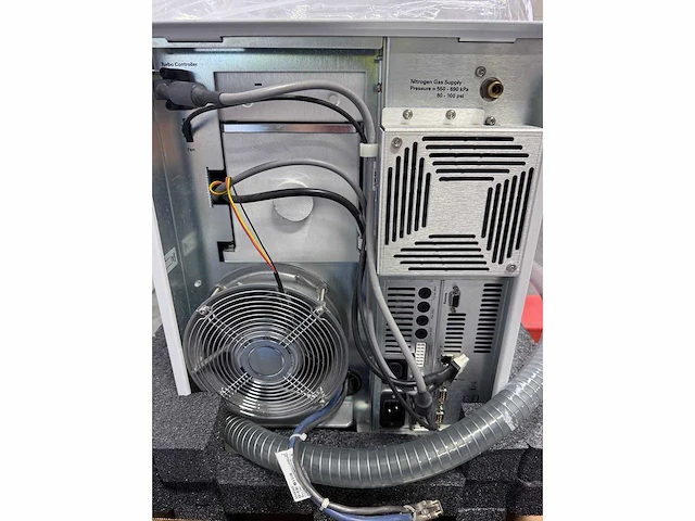 Agilent | 6120a quadrupool lc/ms | chromatografie - afbeelding 8 van  9