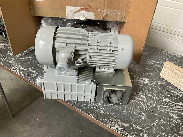 Agilent ss 40+ vacuümpomp - afbeelding 3 van  9