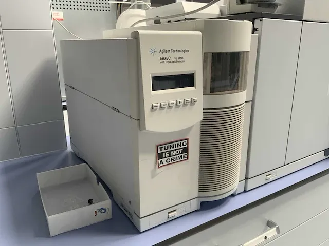 Agilent technologies 7890a gas chromatograaf - afbeelding 6 van  9