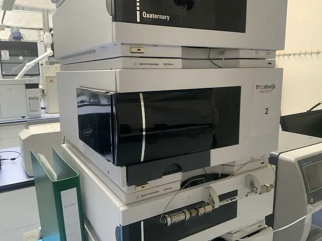 Agilent technologies hplc system - afbeelding 13 van  15