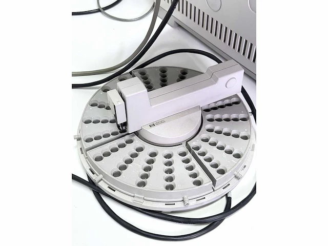 Agilent/hp - 6890 gc - chromatografie - afbeelding 5 van  7