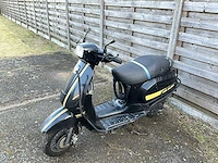 Agm scooter - afbeelding 1 van  7
