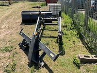 Agram 76 frontlader voor tractor inclusief graafbak - afbeelding 11 van  15
