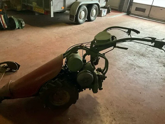 Agria 1 assige tractor - afbeelding 8 van  12