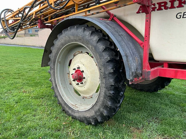 Agrifac ge2833 veldspuit - 2001 - afbeelding 14 van  14