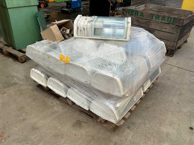 Agrilight al200/400 stalverlichting (19x) - afbeelding 4 van  6