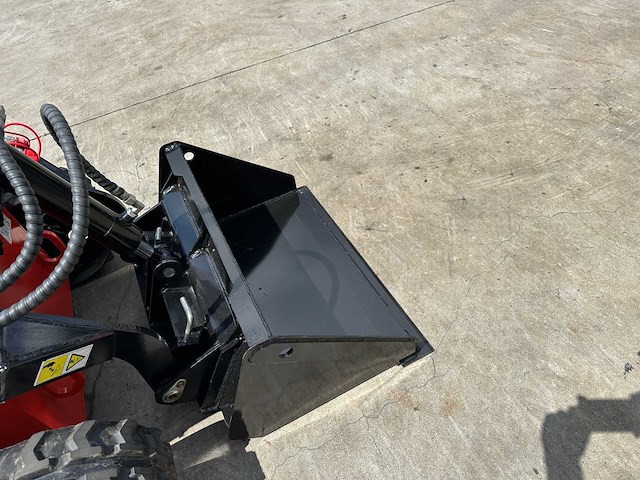 Agt - 2025 - lrt23 - rupslader met stronkenfrees - afbeelding 3 van  30