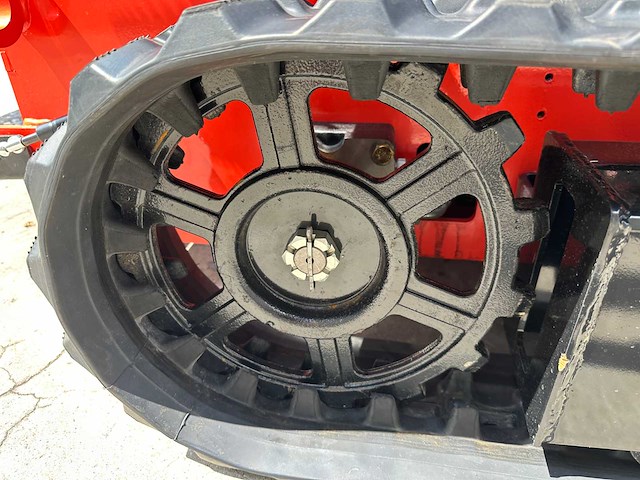 Agt - 2025 - lrt23 - rupslader met stronkenfrees - afbeelding 14 van  30