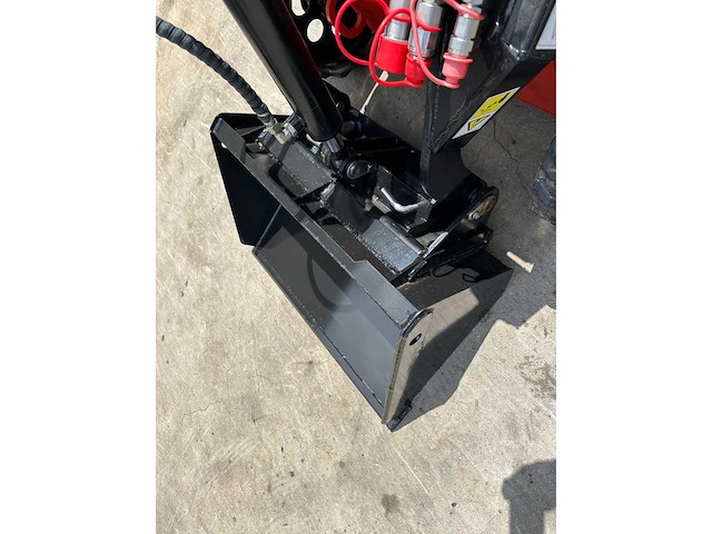 Agt - 2025 - lrt23 - rupslader met stronkenfrees - afbeelding 30 van  30