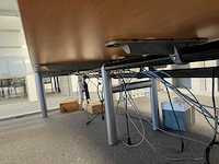 Ahrend - 4-persoons - bureau - afbeelding 4 van  5