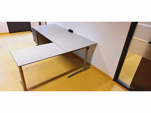 Ahrend - 500 - bureau - afbeelding 10 van  10