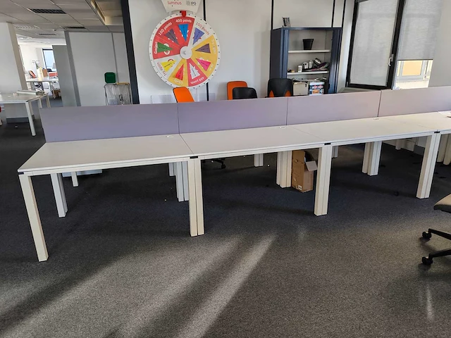 Ahrend - 6-persoons werkplaats - bureau - afbeelding 1 van  2