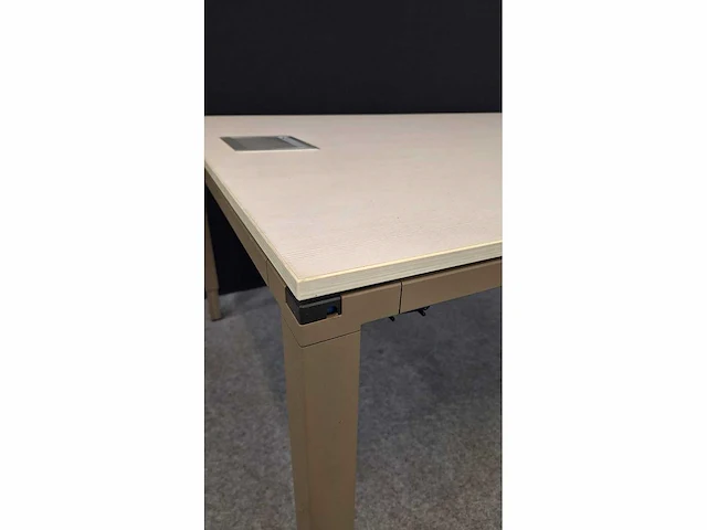Ahrend - bureau / vergadertafel (5x) - afbeelding 5 van  7