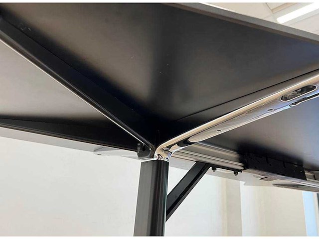 Ahrend - directiebureau - mehes friso - desk - afbeelding 4 van  6