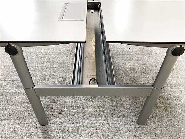Ahrend - duo electrisch verstelbaar workbench - bureaus (2x) - afbeelding 7 van  26