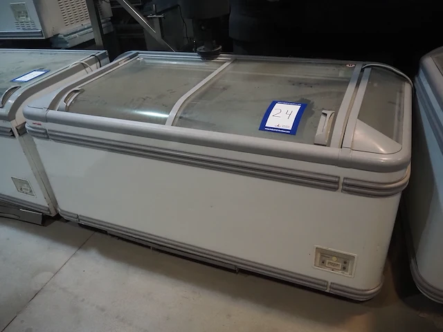 Aht - afbeelding 1 van  7