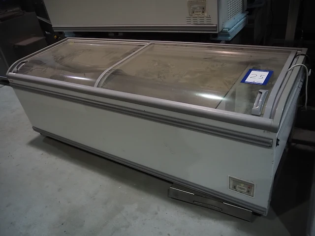 Aht - afbeelding 1 van  9