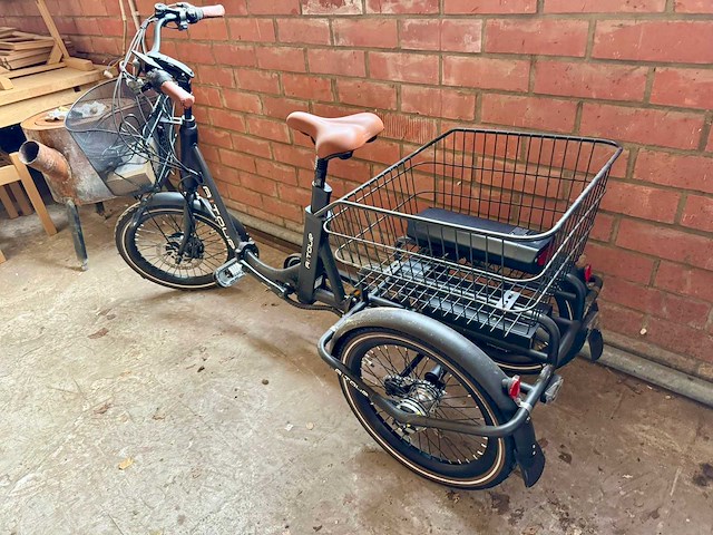 Ai tour elektrische fiets - afbeelding 3 van  10